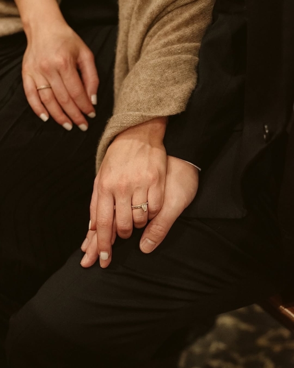 10 Meaningful Ways to Honor Lost Loved Ones at Your Wedding