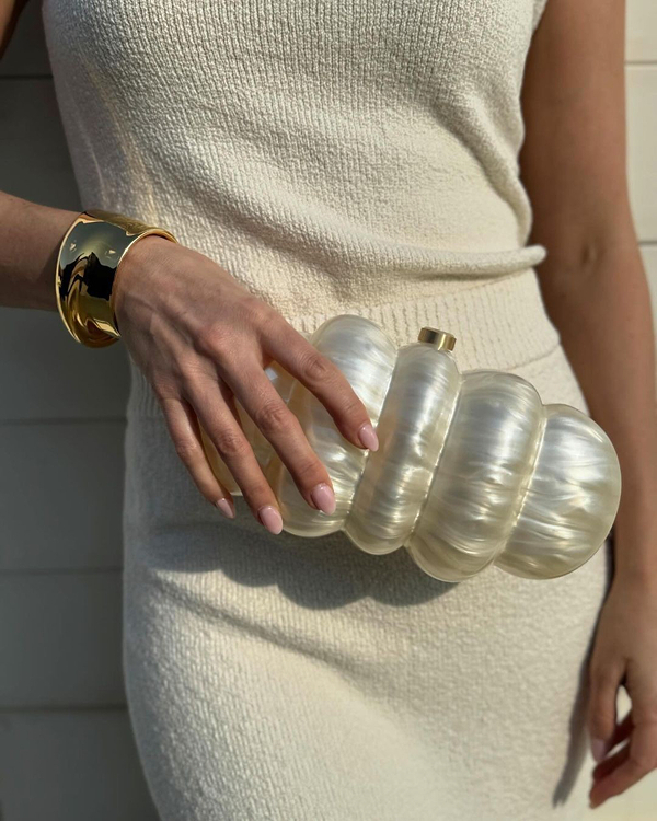 40 Statement Accessories to Complete Your Wedding Wardrobe