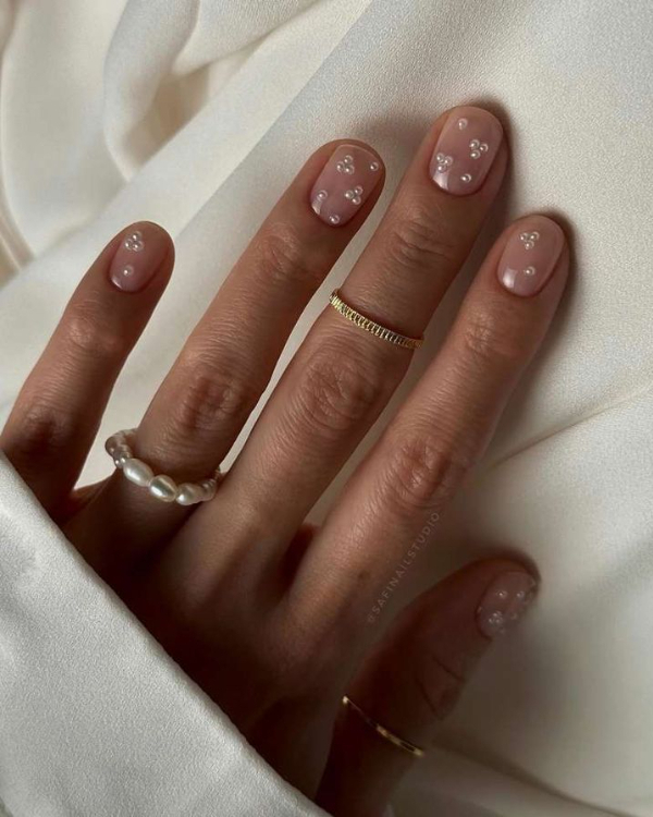 35 Unique Nail Art Designs to Elevate Your Wedding Look