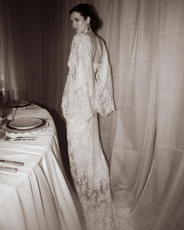 Vintage Dreams, Modern Love