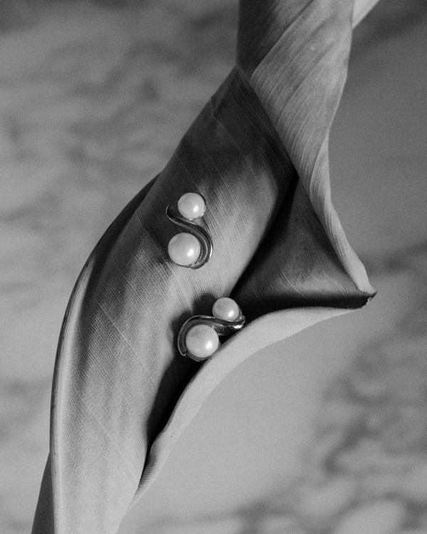 A Chic & Colorful Multi-Day Seaside Celebration in Spain