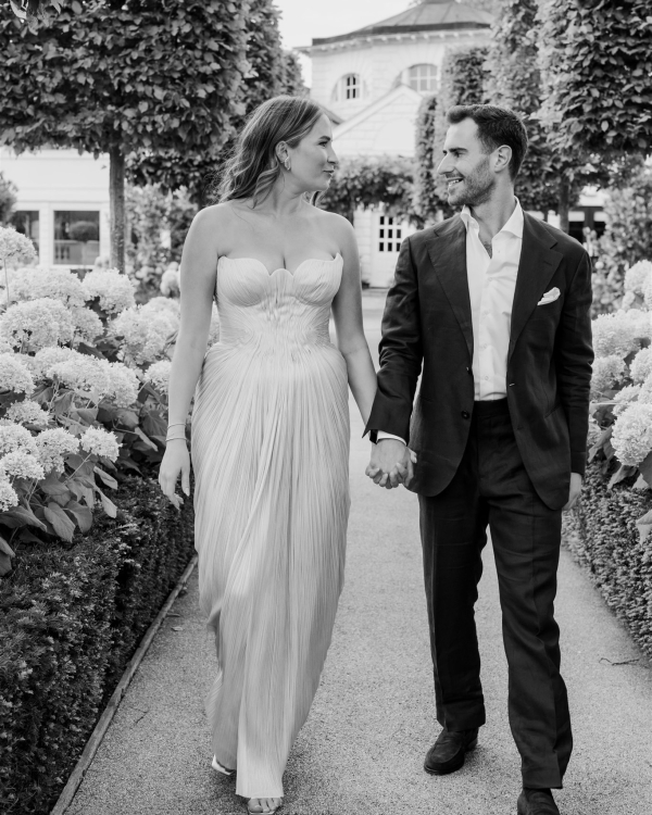 A Romantic Wedding at a Timeless English Countryside Estate