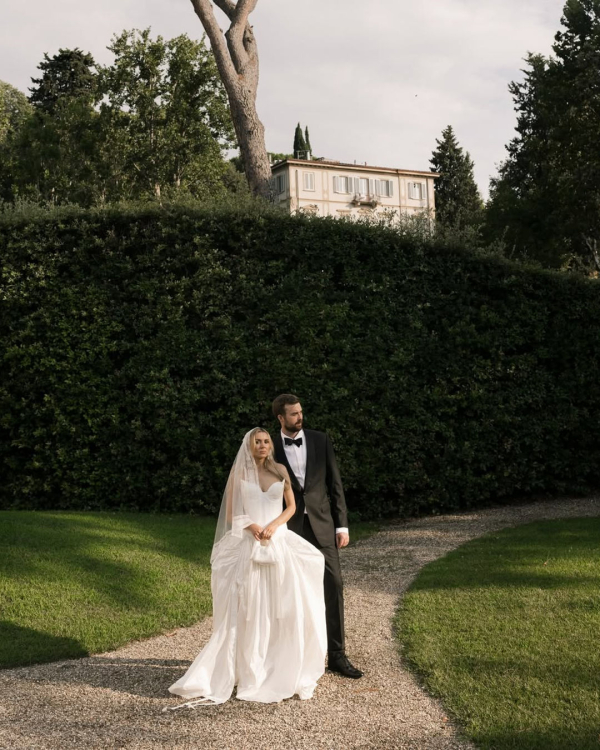 23 Best Wedding Photographers in Australia | Modern, Cinematic Photography | TOP Luxury Bridal Photographers