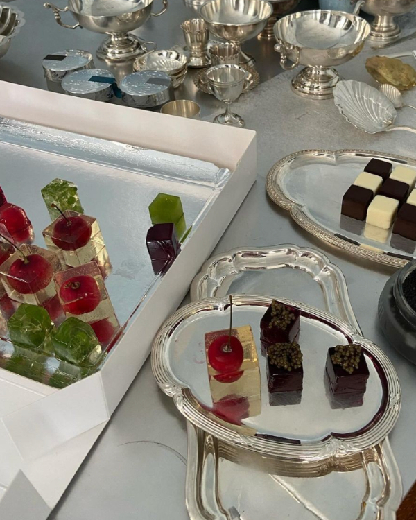 45 Silver Wedding Decor Ideas That Are Totally on Trend