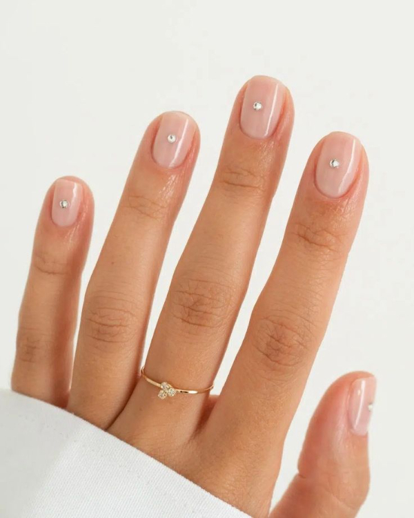 35 Unique Nail Art Designs to Elevate Your Wedding Look