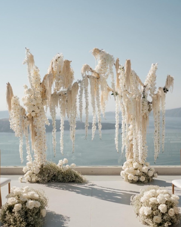 30 Wedding Arch Ideas for a Picture-Perfect Ceremony in 2025