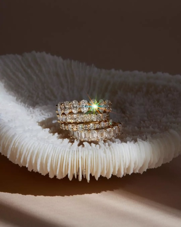 How to Perfectly Pair Your Wedding Band and Engagement Ring: Expert Tips & Trends