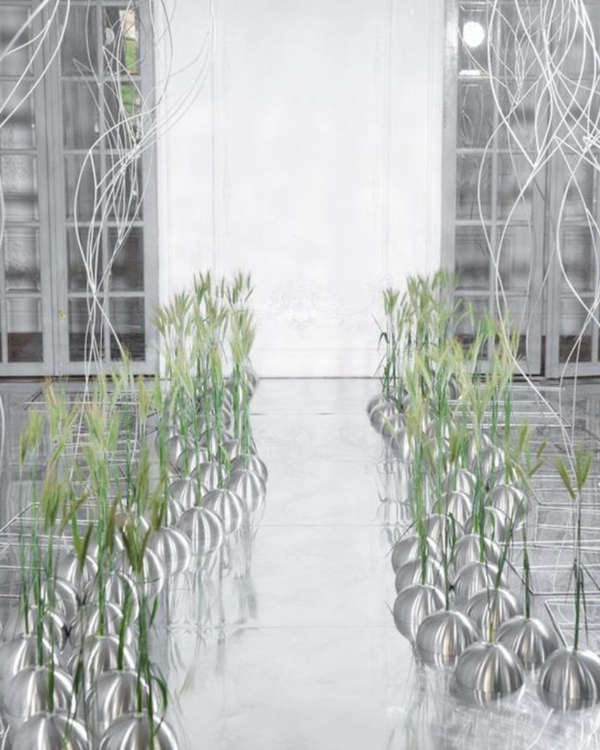 45 Silver Wedding Decor Ideas That Are Totally on Trend