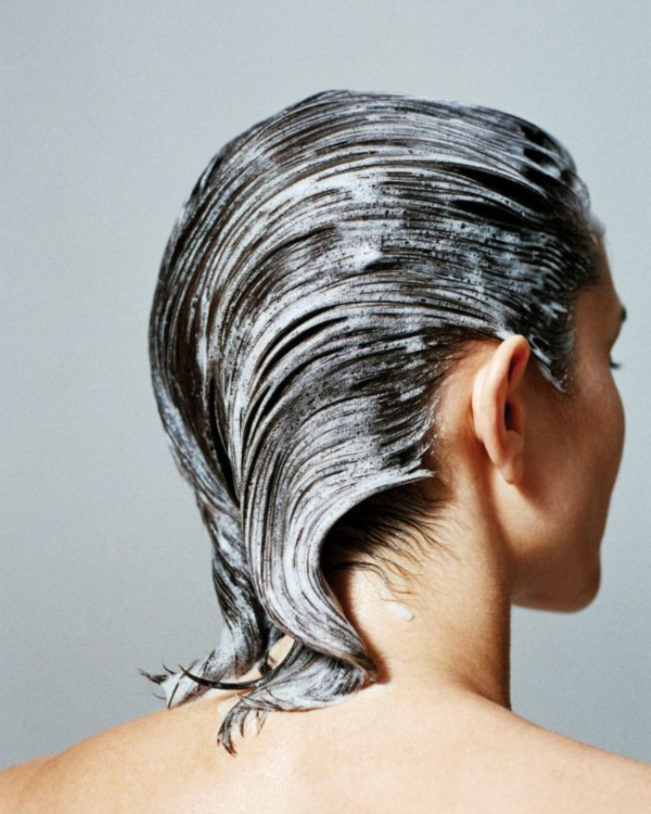A Step-by-Step Guide to Growing Out Your Hair Before Your Wedding