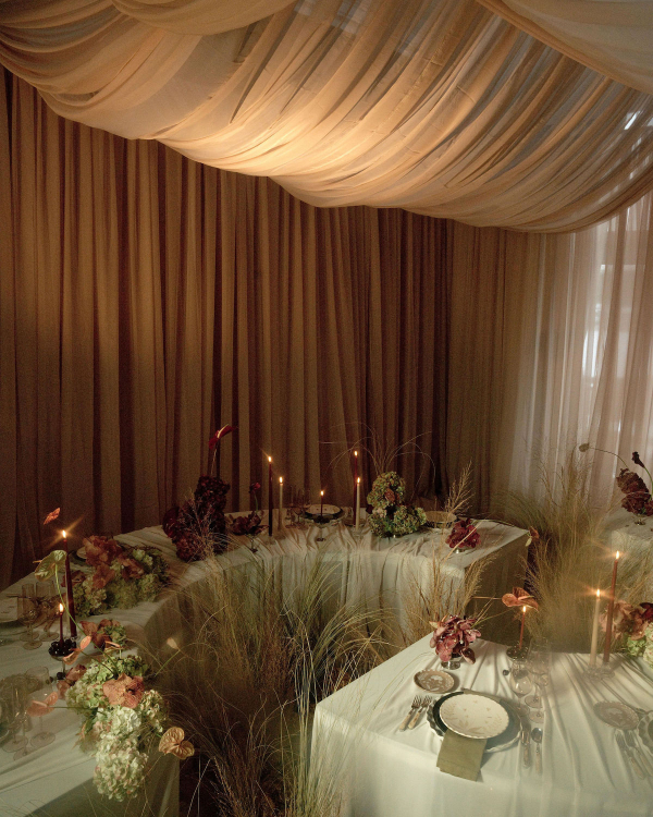 Vintage Dreams, Modern Love