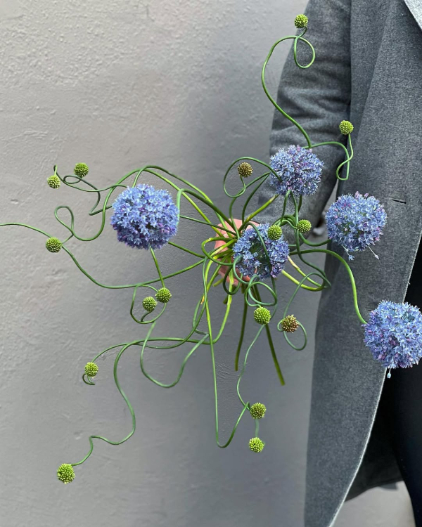 25 Ikebana-Inspired Floral Arrangements to Elevate Your Wedding