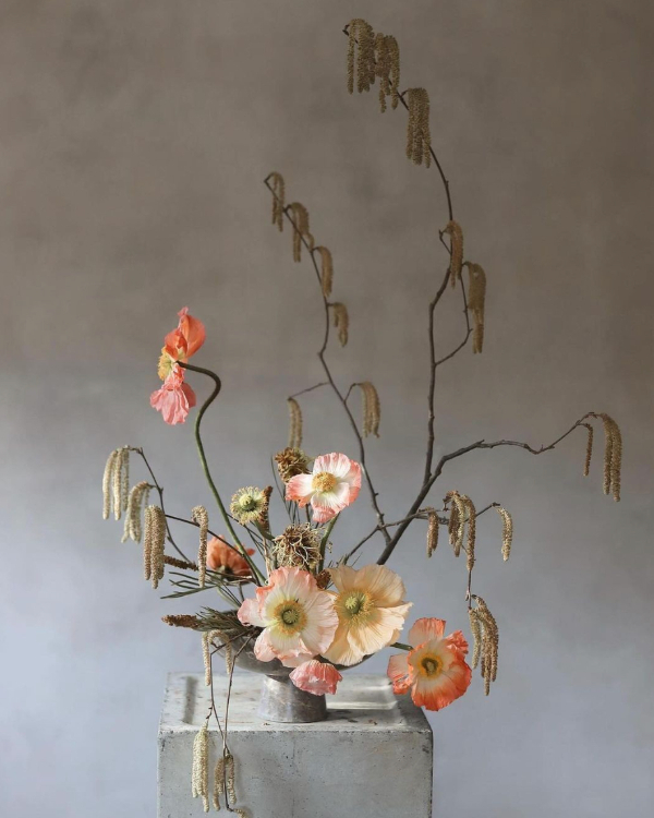 25 Ikebana-Inspired Floral Arrangements to Elevate Your Wedding