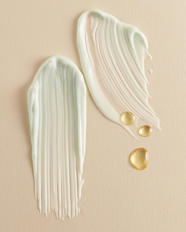 10 Bridal Makeup & Skincare Secrets from Top Beauty Artists