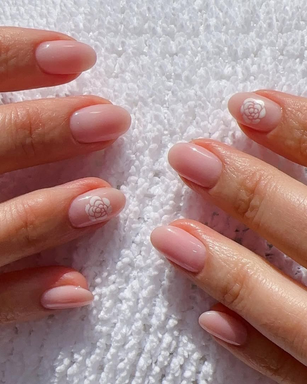 35 Unique Nail Art Designs to Elevate Your Wedding Look