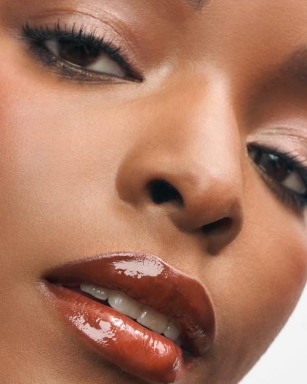 Astrology-Approved Beauty: The Best Makeup Looks for Every Zodiac Sign