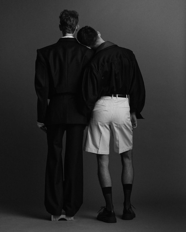 35 Engagement Photoshoot Ideas for Unforgettable Photos