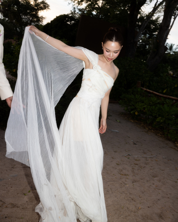 Inside Bridal Designer Mia Ateliers’ Enchanting Seaside Wedding in Thailand