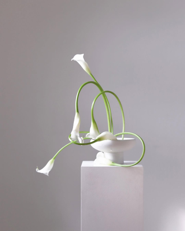 25 Ikebana-Inspired Floral Arrangements to Elevate Your Wedding