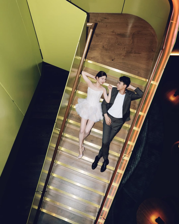 40 Unique Portraits Ideas for the Bride and Groom