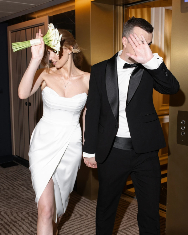 40 Unique Portraits Ideas for the Bride and Groom