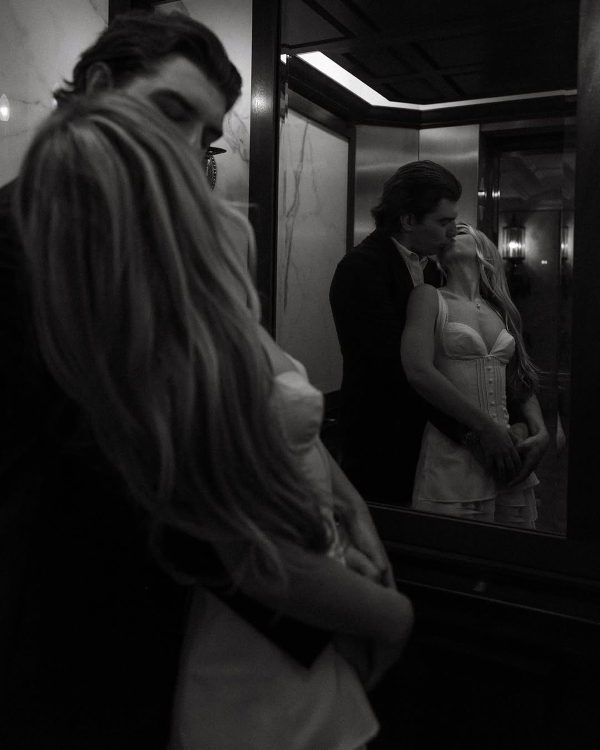 40 Unique Portraits Ideas for the Bride and Groom