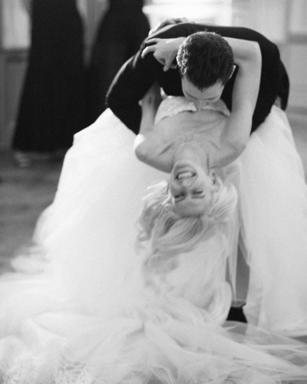 15 Best Wedding Photographers in America | American Professional Photography | TOP Luxury Bridal Photographers