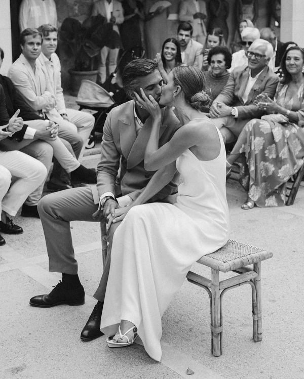 Everything You Should Do 6 Months Before the Wedding