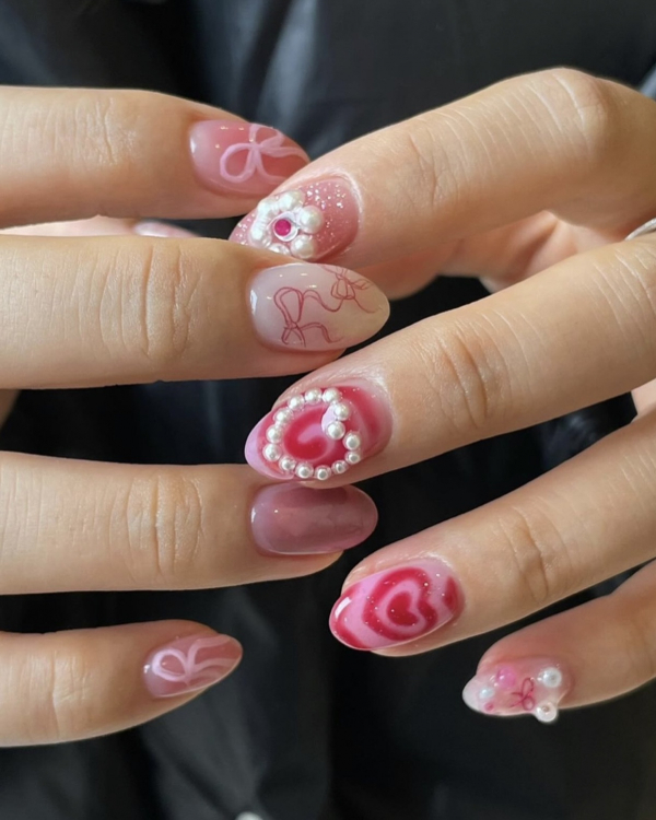 Best Nail Ideas for This Valentine's Day | Trendy Romantic Manicure Designs for Vday