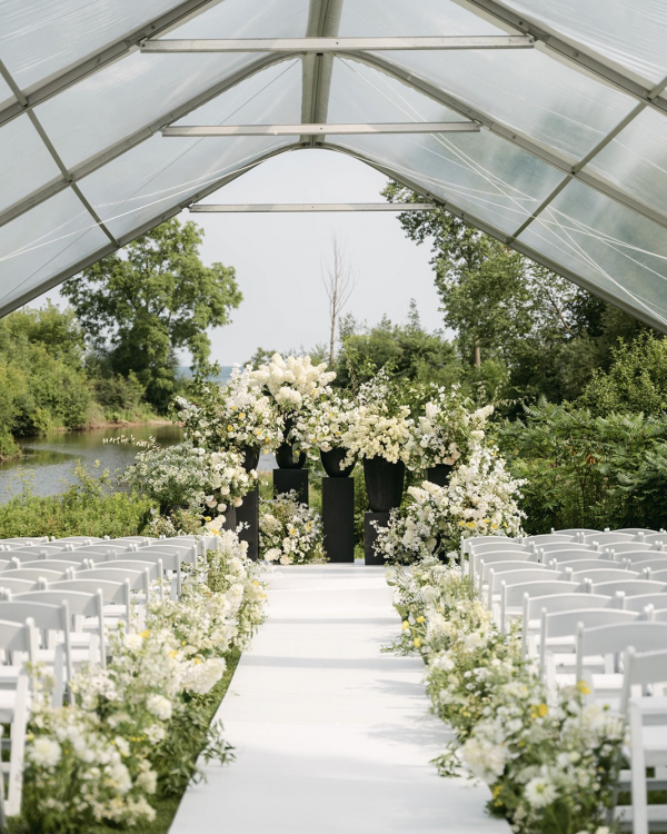 Wedding at the Harding Waterfront Estate | Claire and Lawson Garden Marriage Ceremony