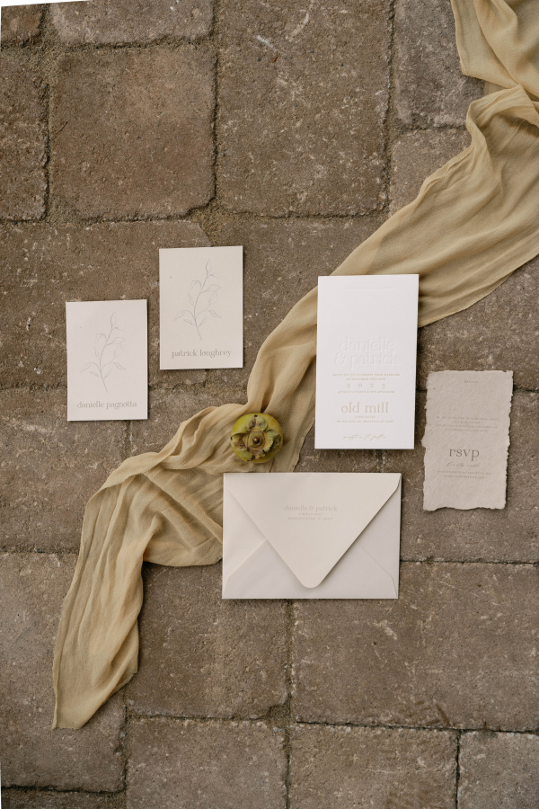 Autumn Wedding at Hudson Valley | Danielle & Patrick Fall Marriage Ceremony With Flowers in New York