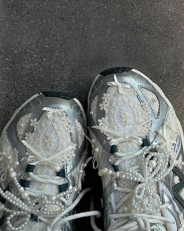 Trendy Sneakers for Spring 2024 | New Stylish Shoes Selection