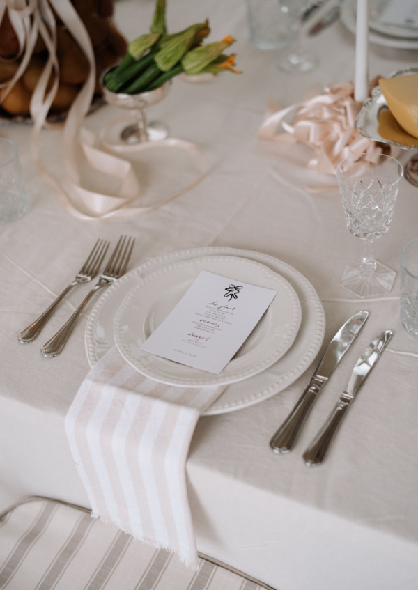 Garden Wedding Ceremony in Greyleigh in Kiama | Flower Wedding in Australia Inspiration