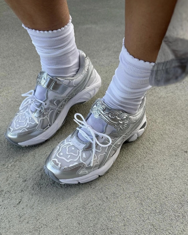 Trendy Sneakers for Spring 2024 | New Stylish Shoes Selection