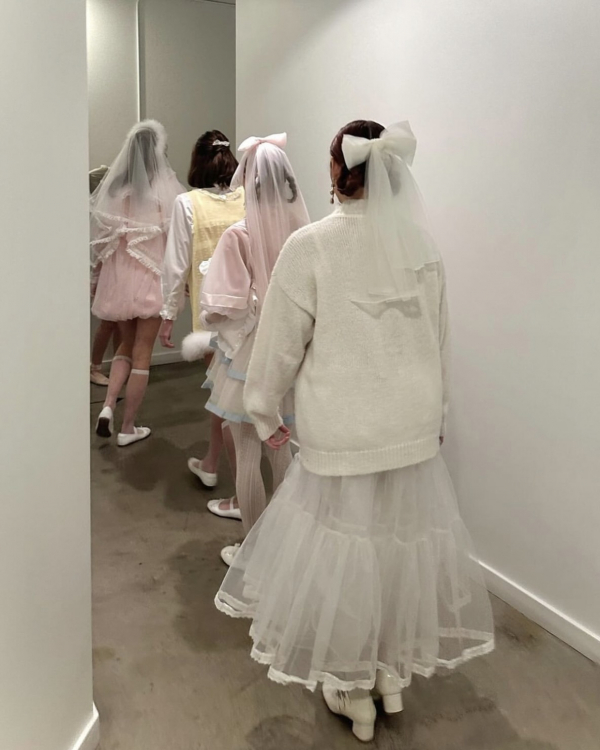 Bows Trend 2024 | Clothes and Hairstyle With Bows Ideas