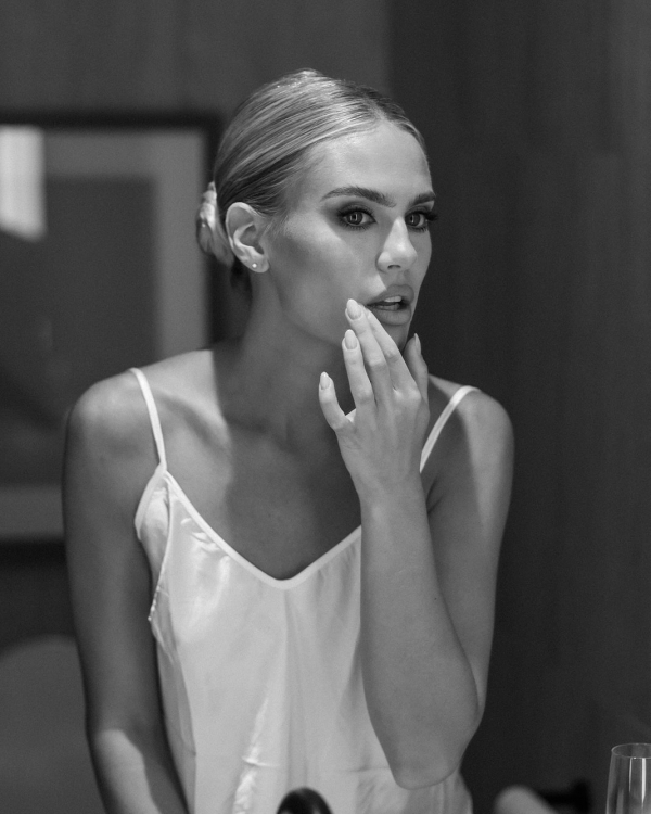 Wedding at the Harding Waterfront Estate | Claire and Lawson Garden Marriage Ceremony