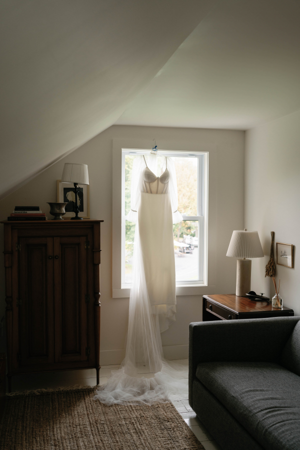 Autumn Wedding at Hudson Valley | Danielle & Patrick Fall Marriage Ceremony With Flowers in New York