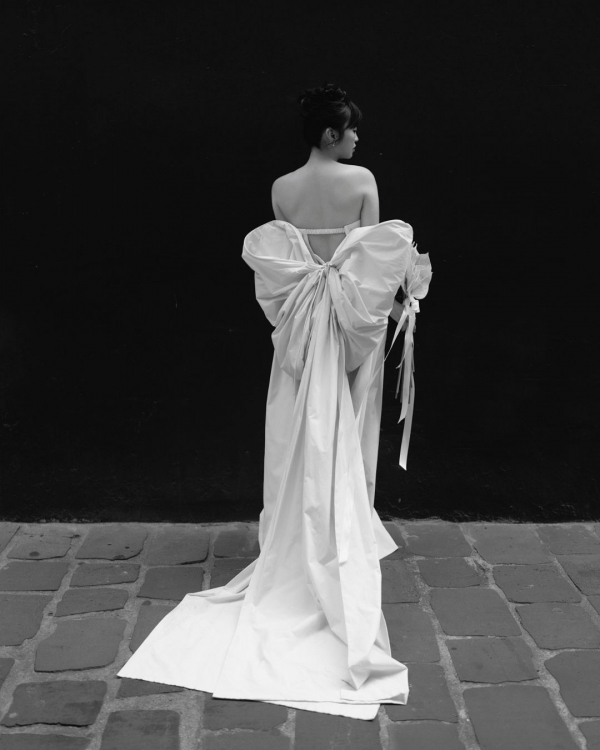 Pre-Wedding Photoshoot Inspiration | Golden Goose Melbourne Photo Location