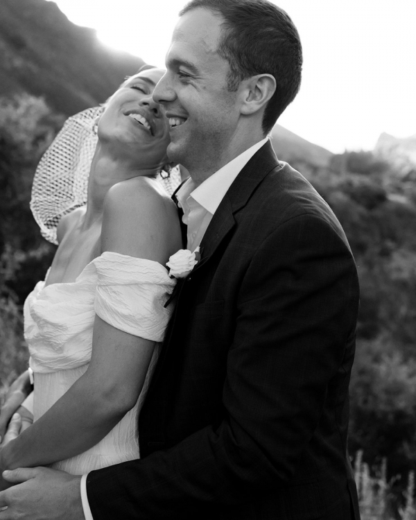 First Look Wedding Photography Advice | Bride and Fiance First Look Photos