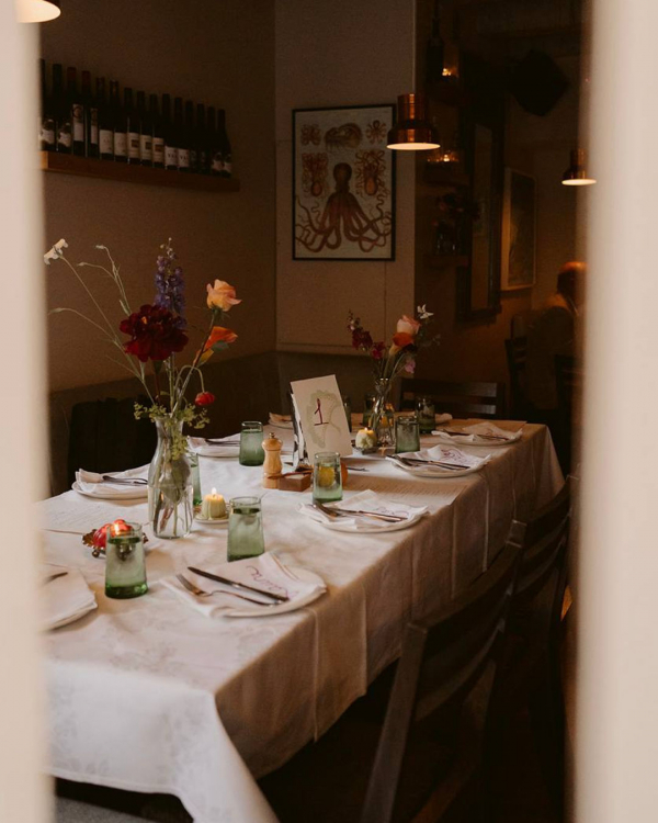 First Look Wedding Photography Advice | Bride and Fiance First Look Photos