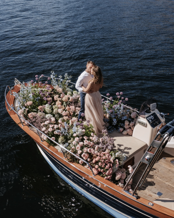Lake Como Wedding Venue | Wedding on a Cruise Boat Inspiration