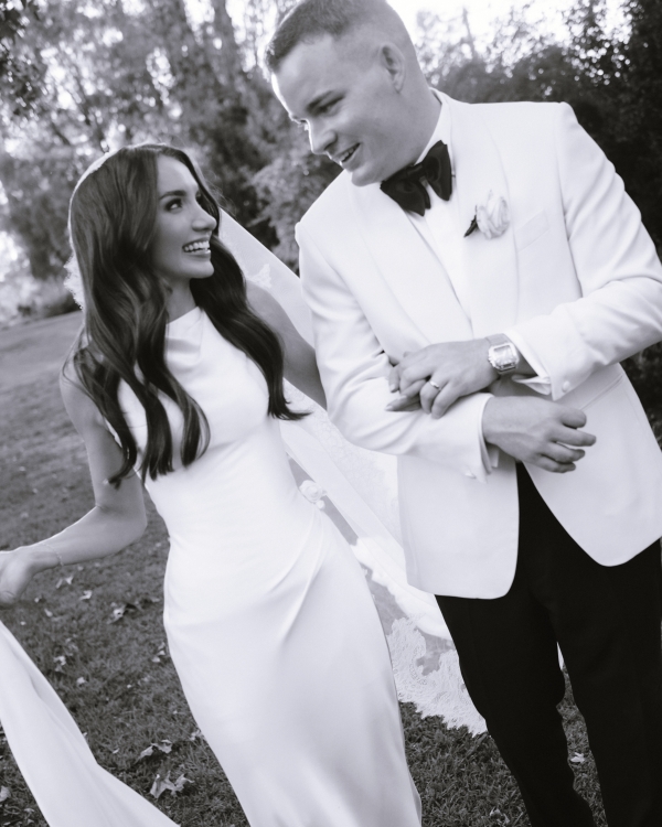 An Intimate & Enchanting Wedding Amongst the Rutherglen Vineyards