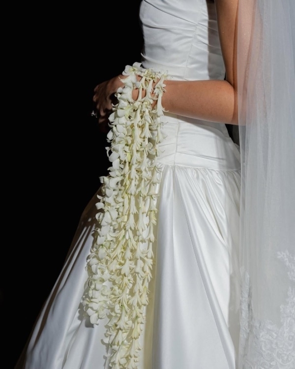 10 Flower Varieties Trending for 2025 Weddings