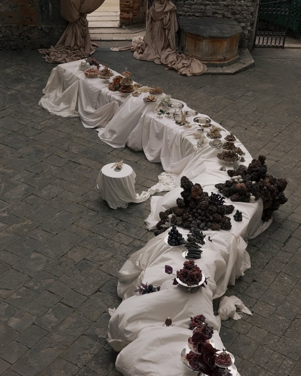 30 Creative Reception Table Layouts for Every Wedding Style