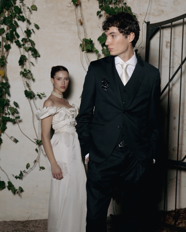 A Designer's Garden Wedding in the Heart of Valencia