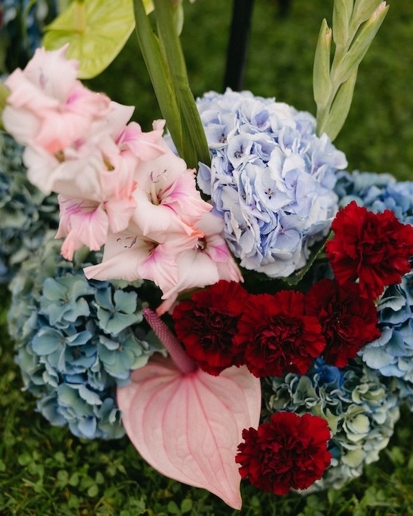 A Dreamy Château Wedding in France's Bordeaux Countryside