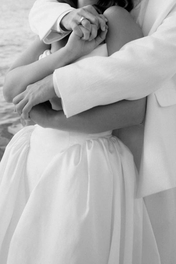 Photographers Beige and Wine