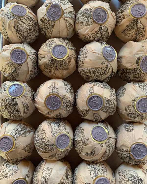 45 Unique Party Favor Ideas for Every Wedding Style