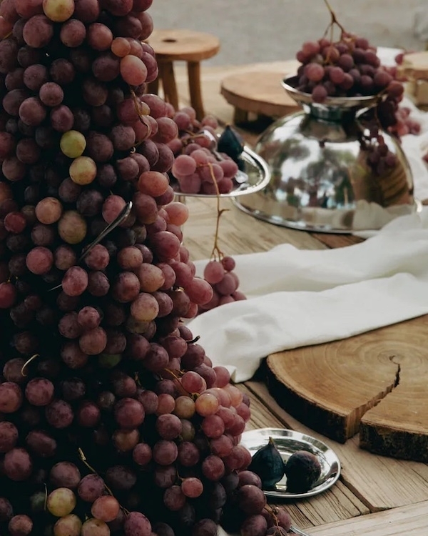 A Designer's Garden Wedding in the Heart of Valencia