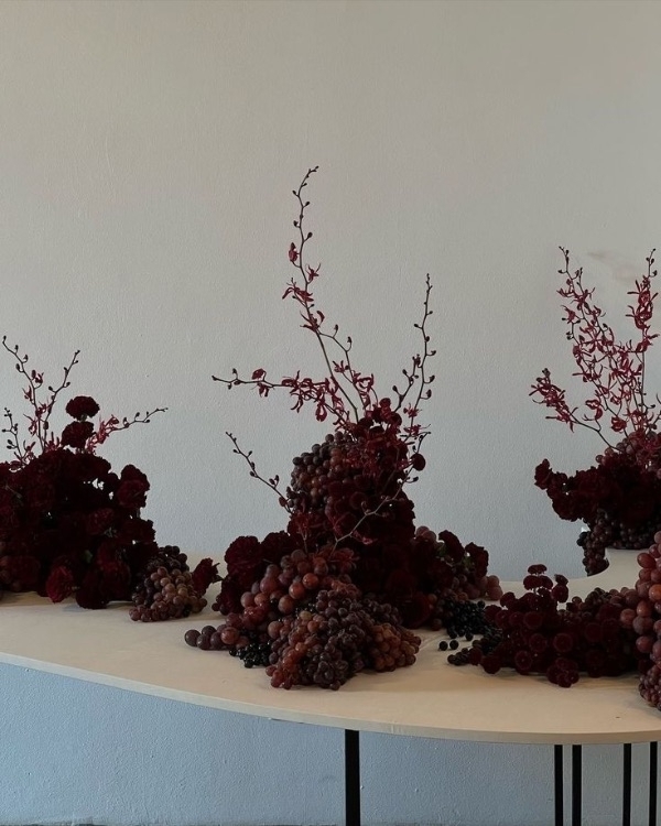 10 Flower Varieties Trending for 2025 Weddings