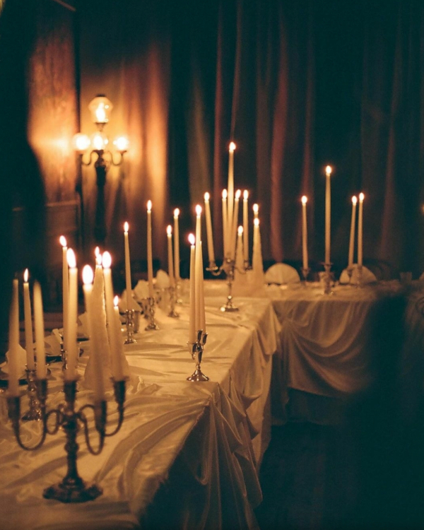 40 Tablescape Design Ideas for Your Winter Wedding